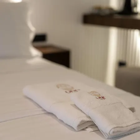 Una Rooms Bed & Breakfast