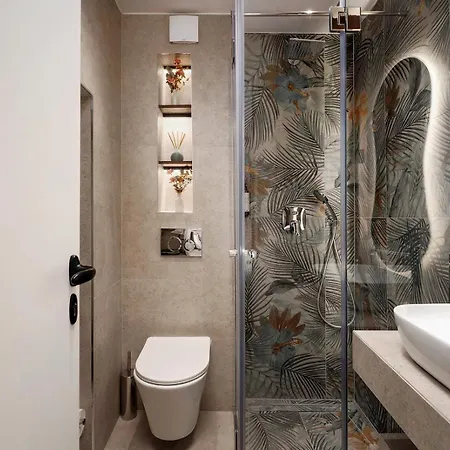 Una Rooms