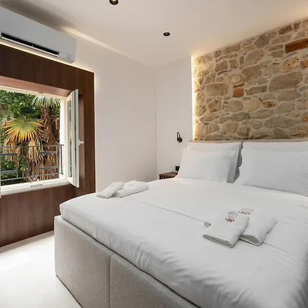 Bed & Breakfast Una Rooms