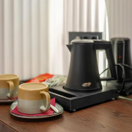 Una Rooms Bed & Breakfast 3*