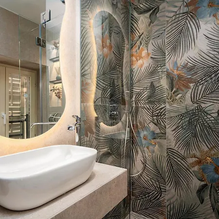 Una Rooms 3*
